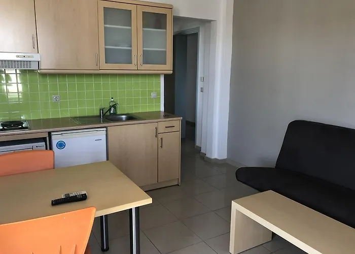 Kleanthi * Hriszí Aktí Haniá